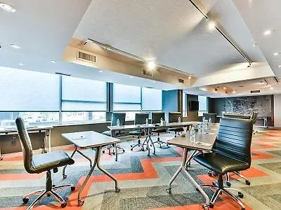 ***  Radisson Suites Hotel Toronto Airport Canada