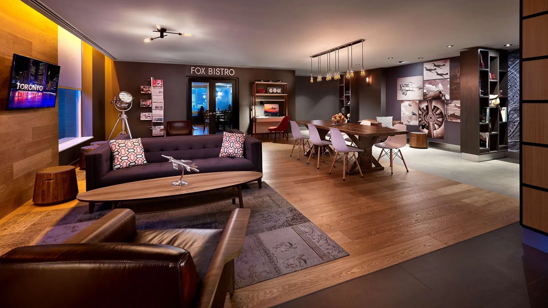 Radisson Suites Hotel Toronto Airport