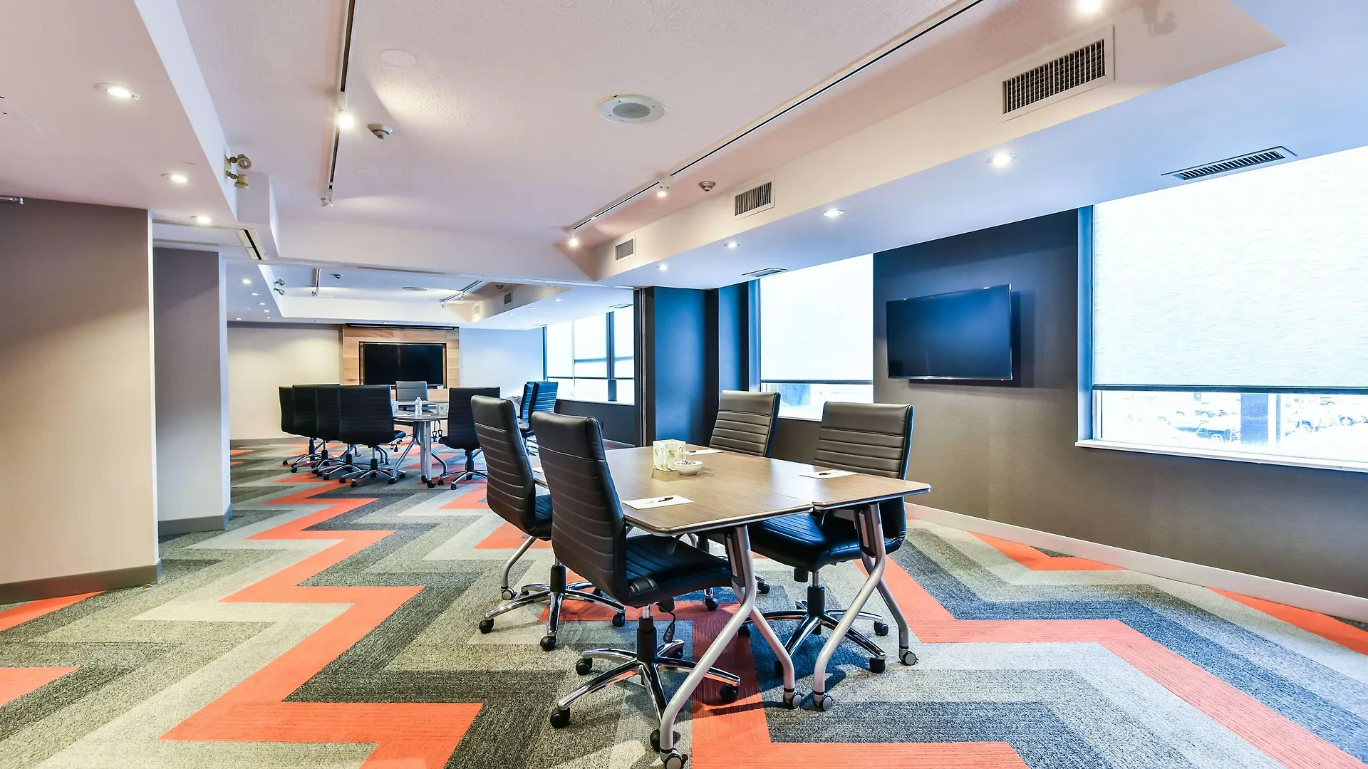 Radisson Suites Hotel Toronto Airport