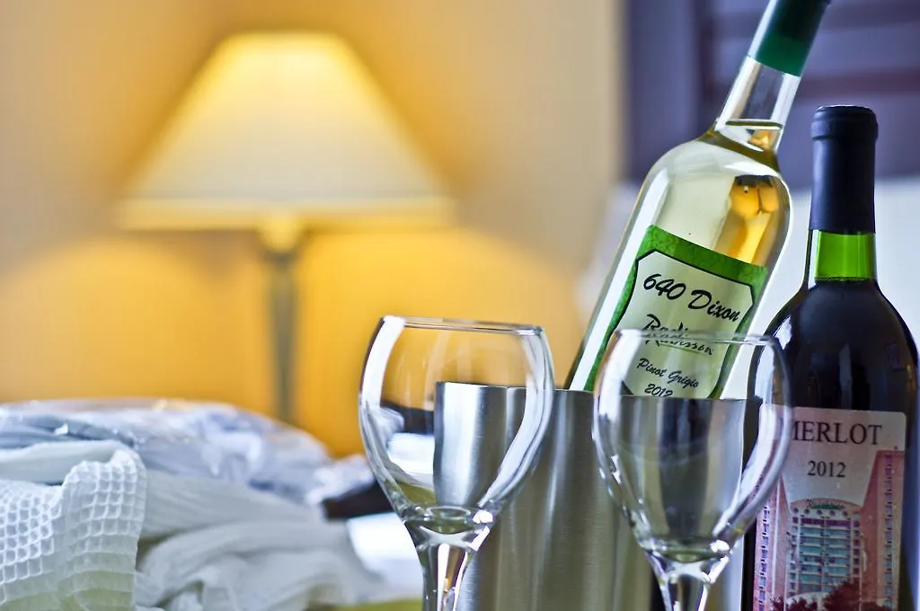 Radisson Suites Hotel Toronto Airport Canada