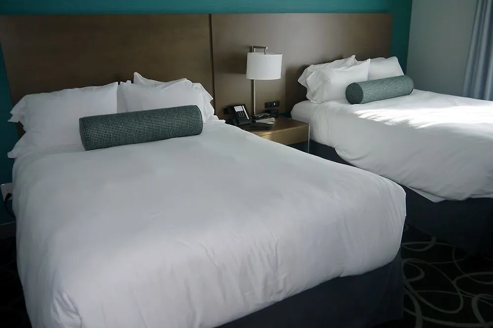 Radisson Suites Hotel Toronto Airport