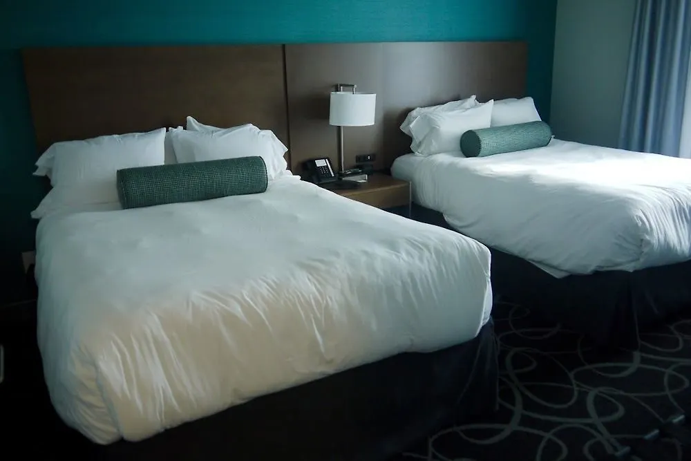***  Radisson Suites Hotel Toronto Airport Canada