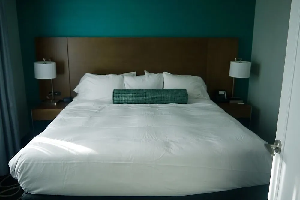 Radisson Suites Hotel Toronto Airport