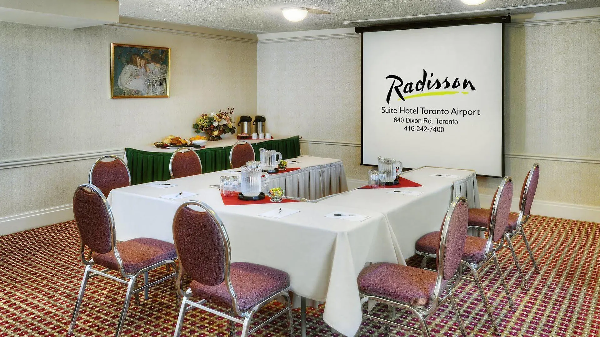 Radisson Suites Hotel Toronto Airport