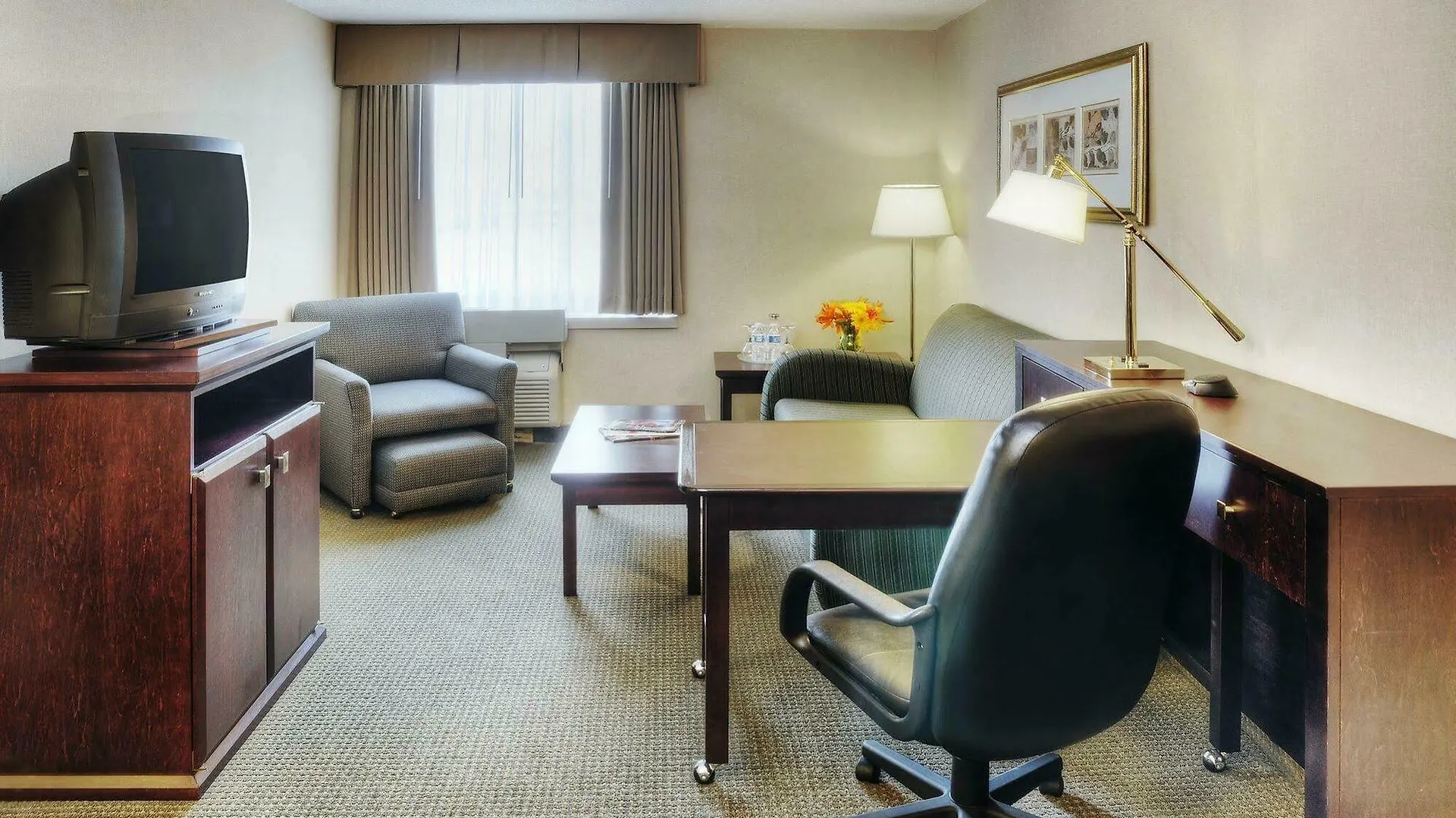 Radisson Suites Hotel Toronto Airport 3*,  Canada